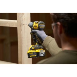 Visseuse a impact sans fil - 18V - Stanley Fatmax - Brushless - SFMCF8