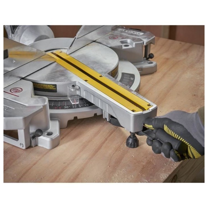 Scie a onglet radiale filaire - Stanley Fatmax - SM1800-QS - 1800W Scie a onglet radiale filaire - Stanley Fatmax - SM1800-QS - 1800W