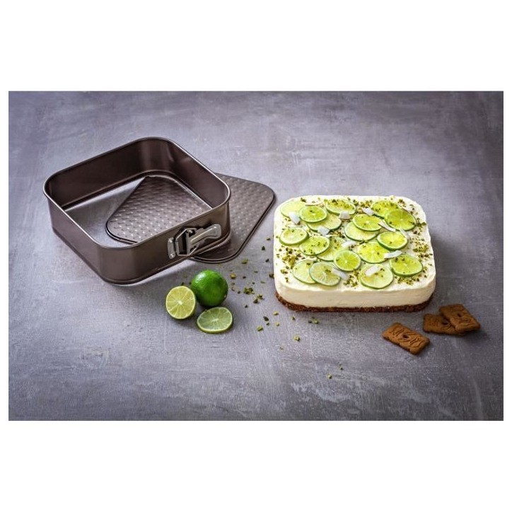 Moule a charniere - PYREX - 1452080 - Carré - En acier carbonne - Antiadhésif - 24 cm Moule a charniere - PYREX - 1452080 - Carré - En acier carbonne - Antiadhésif - 24 cm