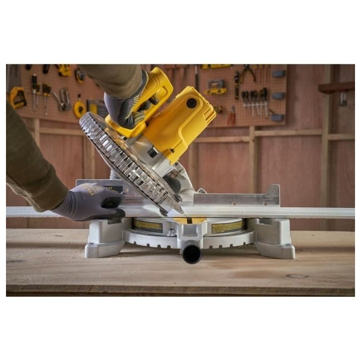 Scie a onglet radiale filaire - Stanley Fatmax - SM1650-QS - 1650W