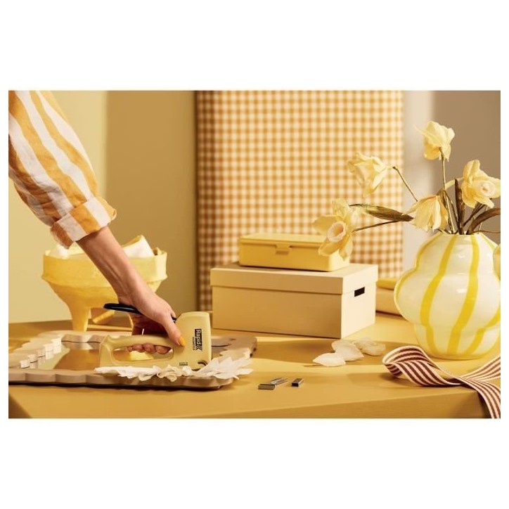 RAPID - R53 Spirit of Sweden - Agrafeuse manuelle éco-responsable pour agrafes 53/4-10mm - Blomster (Jaune Fleur) - (5001615) RAPID - R53 Spirit of Sweden - Agrafeuse manuelle éco-responsable pour agrafes 53/4-10mm - Blomster (Jaune Fleur) - (5001615)