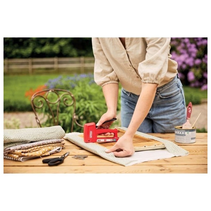RAPID - R53 - Agrafeuse manuelle murale éco-responsable pour bois et tissus d'ameublement pour agrafes 53/4-10mm - 5001661 RAPID - R53 - Agrafeuse manuelle murale éco-responsable pour bois et tissus d'ameublement pour agrafes 53/4-10mm - 5001661