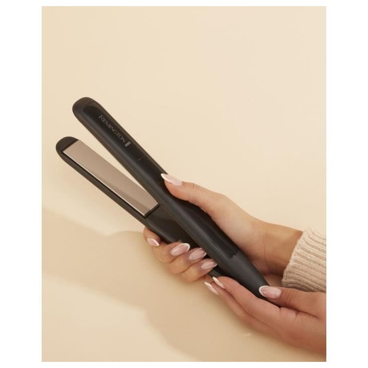 Lisseur REMINGTON S1370 Ceramic Straight – température max 215° - arret automatique – revetement céramique Lisseur REMINGTON S1370 Ceramic Straight – température max 215° - arret automatique – revetement céramique